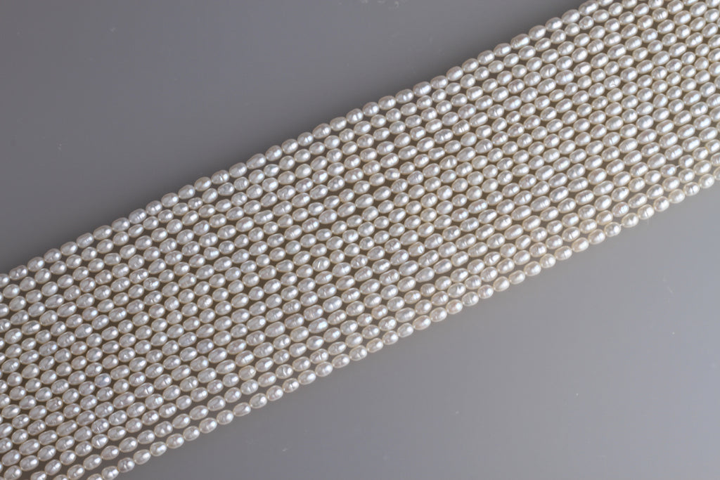 Oval Shape Freshwater Pearl Strand 4-4.5mm