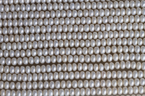Center drilled Freshwater Pearl Strand 8-8.5mm