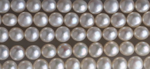 Double Shining Freshwater Pearl Strand 8.5-9mm