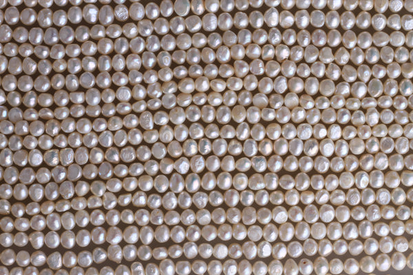 Irregular Shape Freshwater Pearl Strand 6-6.5mm