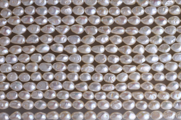 Irregular Shape Freshwater Pearl Strand 9-9.5mm