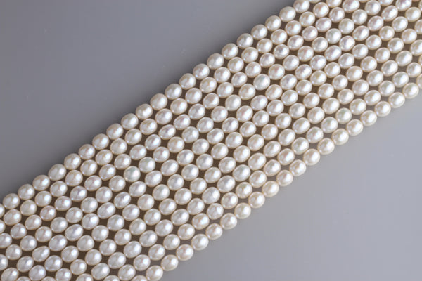 Oval Shape Freshwater Pearl Strand 9-9.5mm