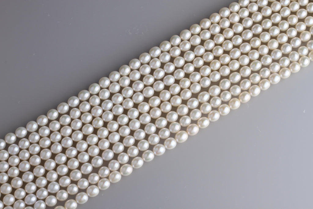 Oval Shape Freshwater Pearl Strand 9-9.5mm