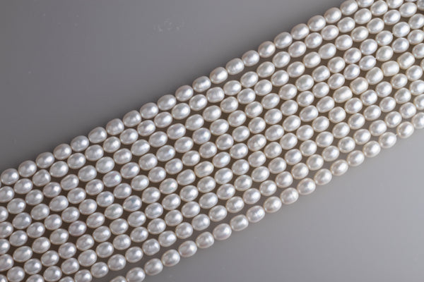 Oval Shape Freshwater Pearl Strand 9-9.5mm