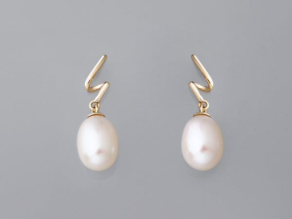 Freshwater Pearl 18K gold daily wear earrings