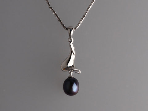 Sterling Silver Pendant with 8-8.5mm Oval Shape Freshwater Pearl