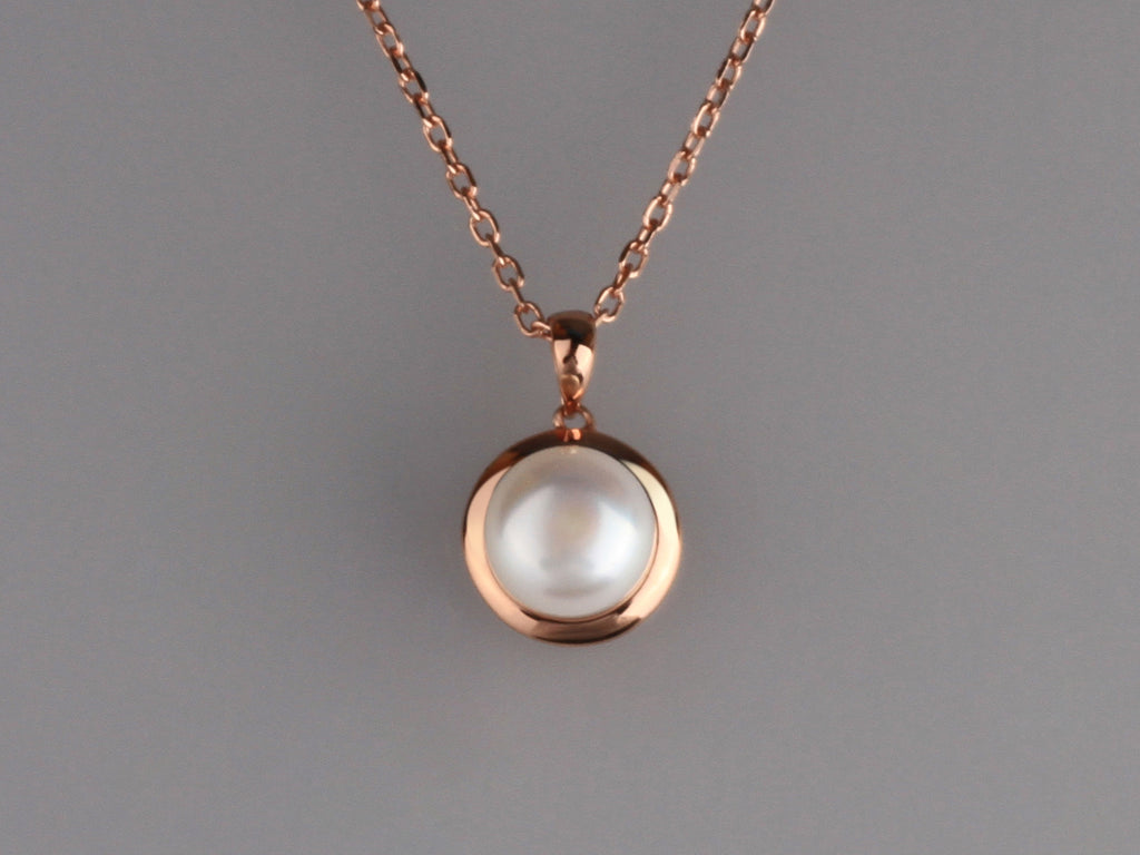 Rose Gold Plated Silver Pendant with 9.5-10mm Button Shape Freshwater Pearl