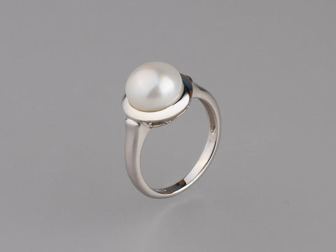 Sterling Silver Ring with 9.5-10mm Button Shape Freshwater Pearl