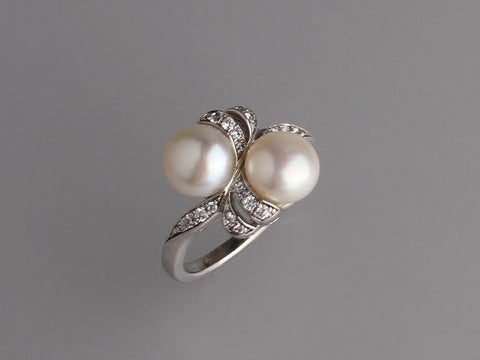 Sterling Silver Ring with 7.5-8mm Button Shape Freshwater Pearl and Cubic ZIrconia