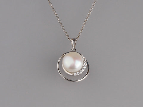 Sterling Silver Pendant with 10.5-11mm Button Shape Freshwater Pearl and Cubic Zirconia