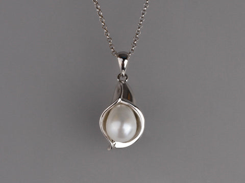 Sterling Silver Pendant with 7.5-8mm Drop Shape Freshwater Pearl