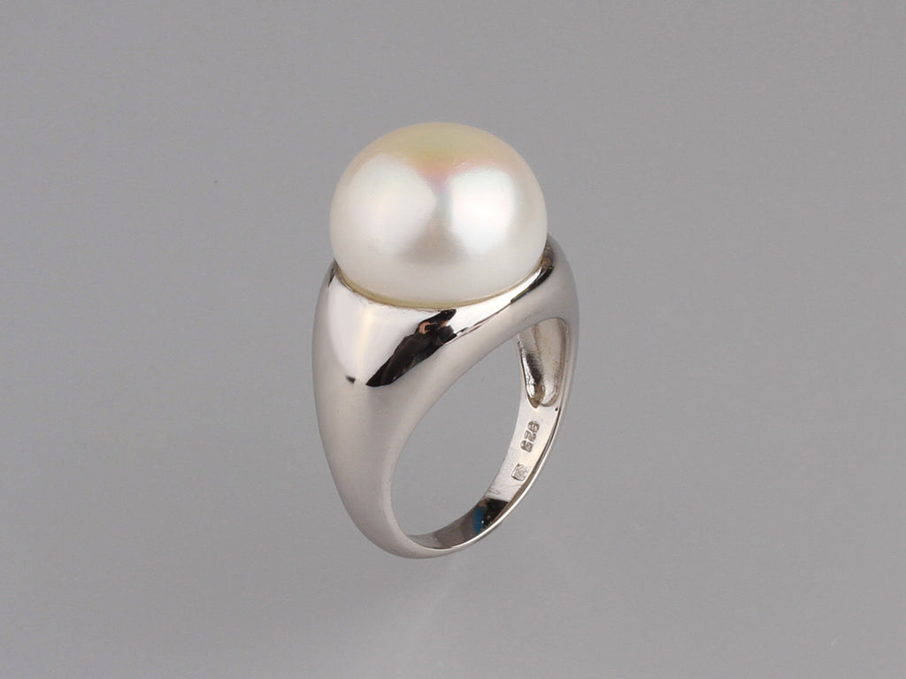 Sterling Silver Ring with 14-14.5mm Button Shape Freshwater Pearl