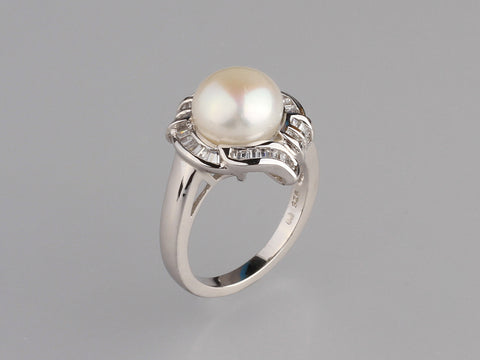 Sterling Silver Ring with 9.5-10mm Button Shape Freshwater Pearl and Cubic Zirconia