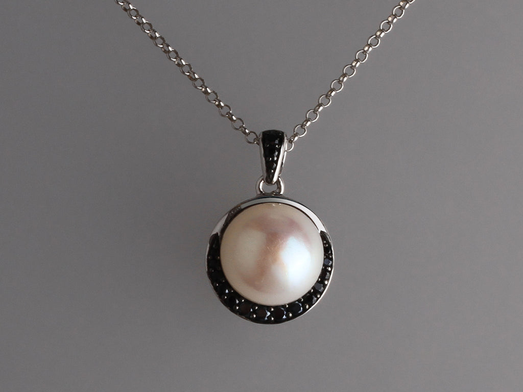 Sterling Silver Pendant with 10.5-11mm Button Shape Freshwater Pearl and Black Spinel