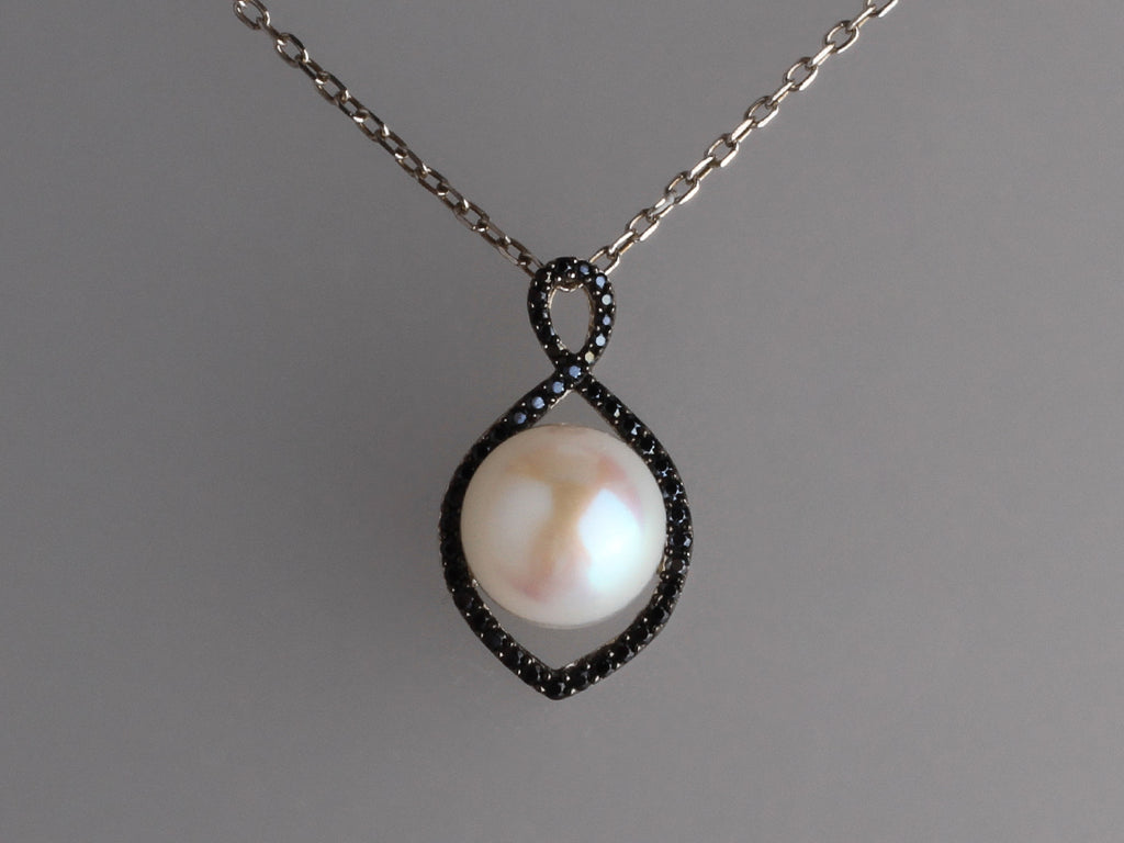 Sterling Silver Pendant with 11.5-12mm Button Shape Freshwater Pearl and Black Spinel