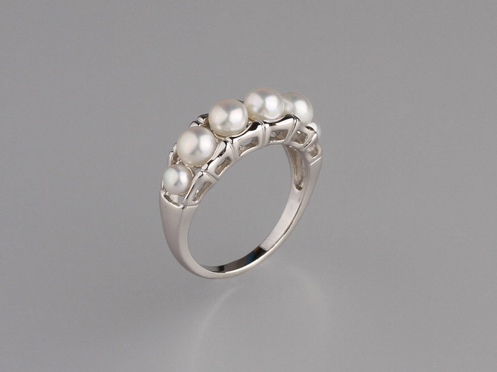 Sterling Silver Ring with 3.5-5mm Button Shape Freshwater Pearl