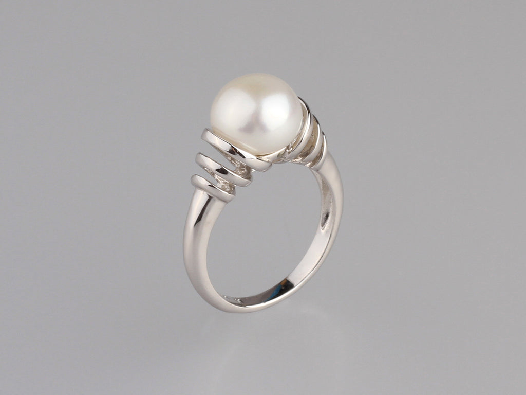 Sterling Silver Ring with 10-10.5mm Button Shape Freshwater Pearl