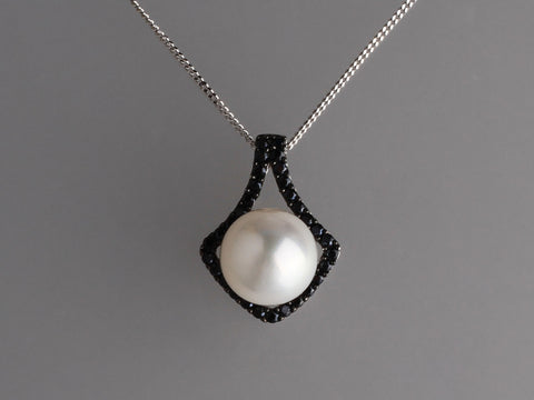 Sterling Silver Pendant with 10.5-11mm Button Shape Freshwater Pearl and black Spinel