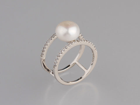 Rose Gold Plated Silver Ring with 9.5-10mm Button Shape Freshwater Pearl and Cubic Zirconia