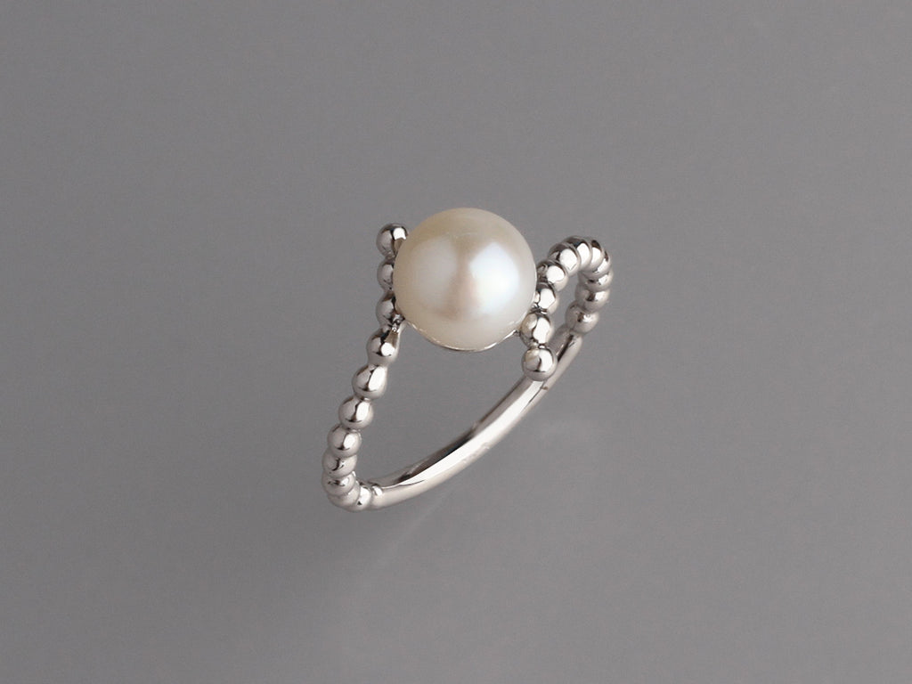 Sterling Silver Ring with 7.5-8mm Button Shape Freshwater Pearl