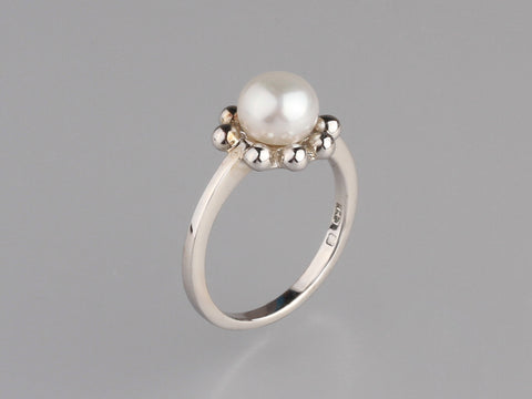Sterling Silver Ring with 7.5-8mm Button Shape Freshwater Pearl