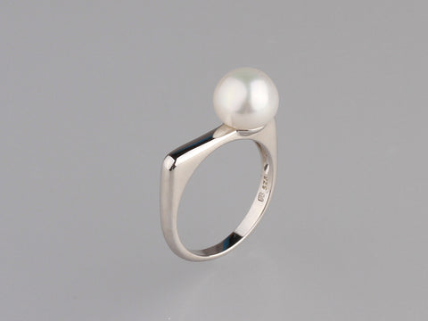Sterling Silver Ring with 8.5-9mm Button Shape Freshwater Pearl