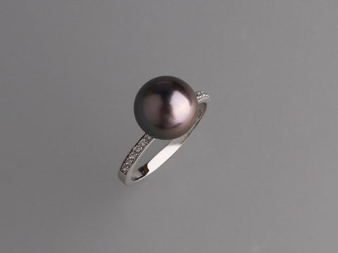 Sterling Silver with 10-11mm Tahitian Pearl and Cubic Zirconia Ring