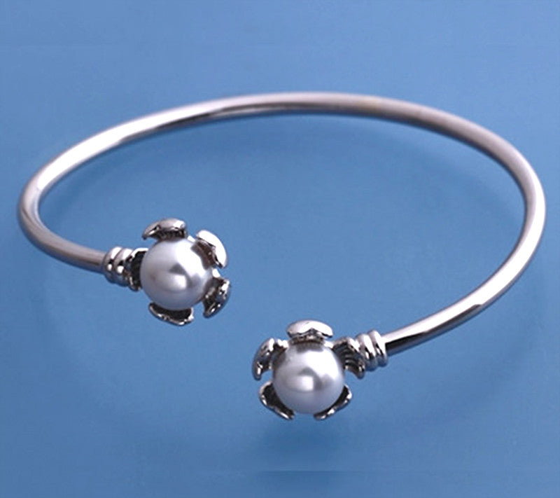 Sterling Silver Bangle with 9-9.5mm White Button Shape Freshwater Pearl - Wing Wo Hing Jewelry Group - Pearl Jewelry Manufacturer