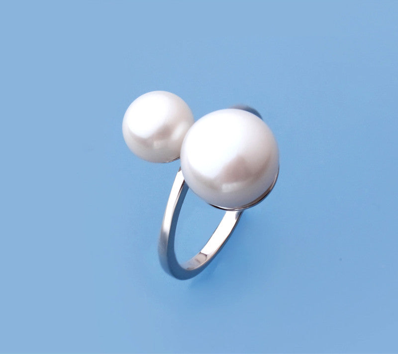 Sterling Silver Ring with Button Shape Freshwater Pearl - Wing Wo Hing Jewelry Group - Pearl Jewelry Manufacturer