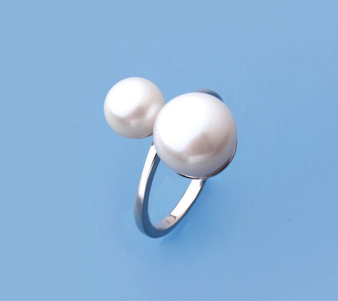 Sterling Silver Ring with Button Shape Freshwater Pearl