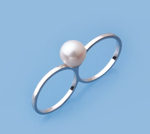 Sterling Silver Ring with 8.5-9mm Round Shape Freshwater Pearl