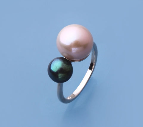 Sterling Silver Ring with Button Shape Freshwater Pearl
