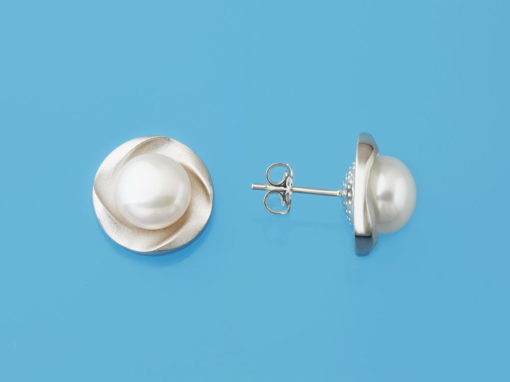 matt finish surface silver earrings pearl