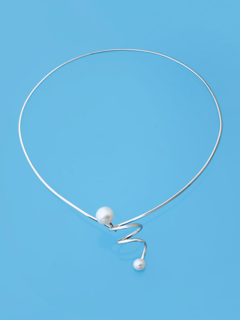 modern pearl silver choker 